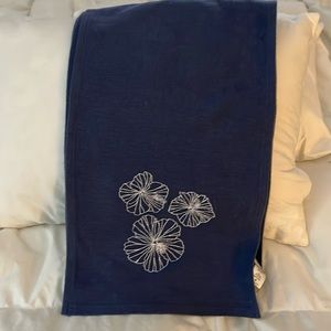 Hibiscus Scarf, Blue.